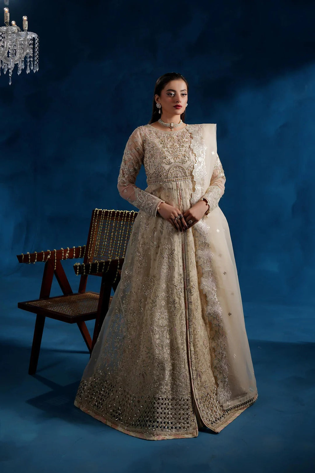 NAZMAIRA – TBR-8015