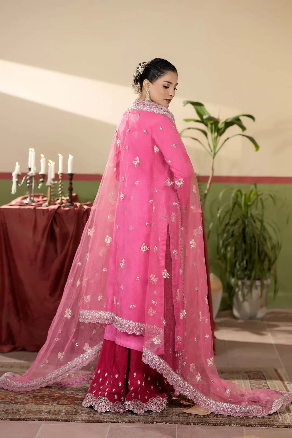 Gul-E-Rang-HRI-8592