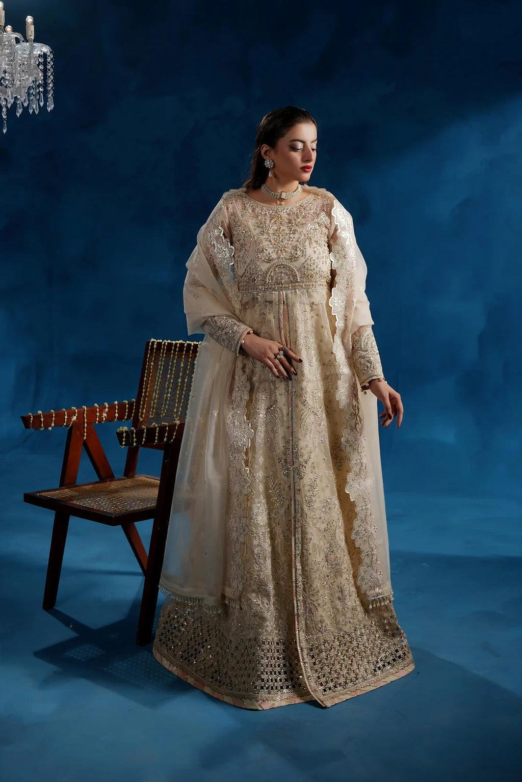 NAZMAIRA – TBR-8015