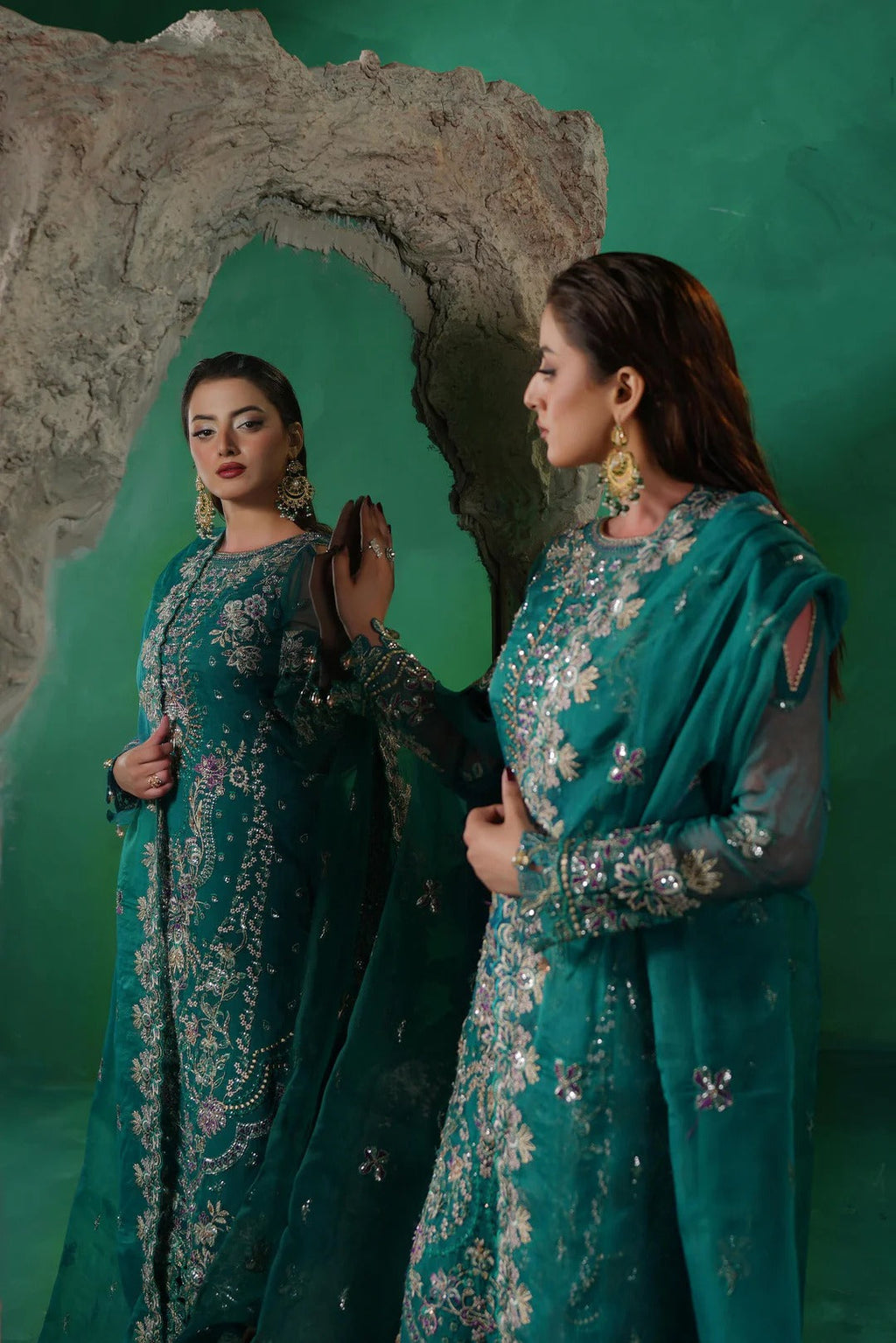 AYLANA – TBR- 8016