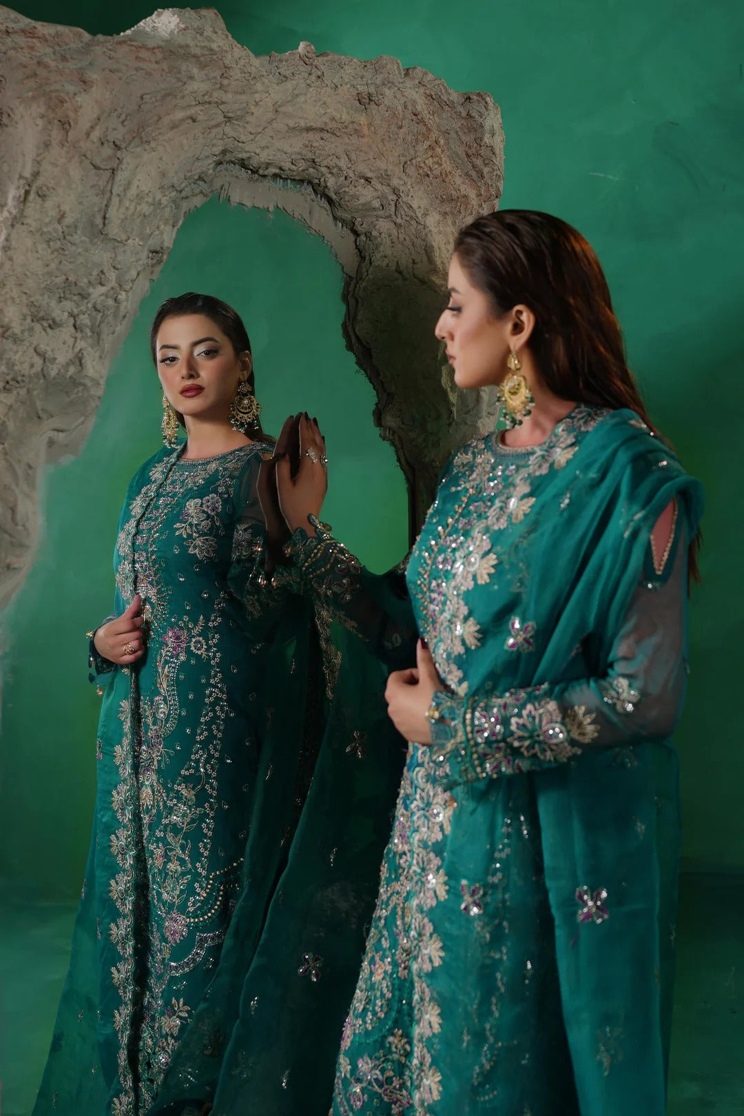 AYLANA – TBR- 8016