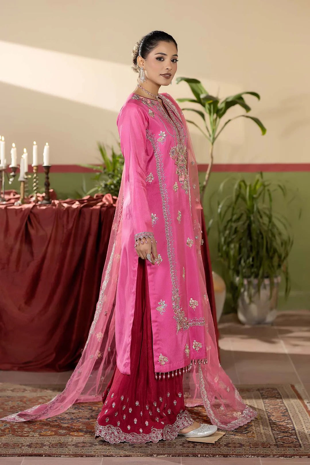 Gul-E-Rang-HRI-8592