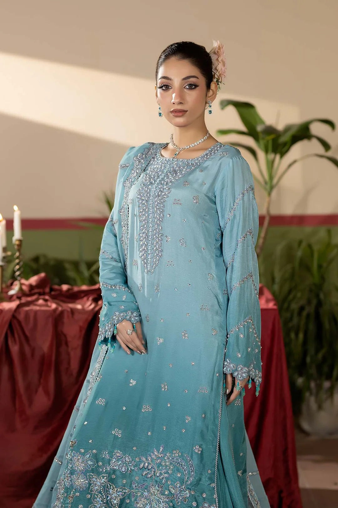 Sapphire-HRI-8591